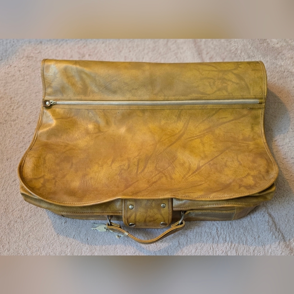 American Tourister Vintage Hanging Travel Bag Faux Leather Tan - Picture 9 of 11